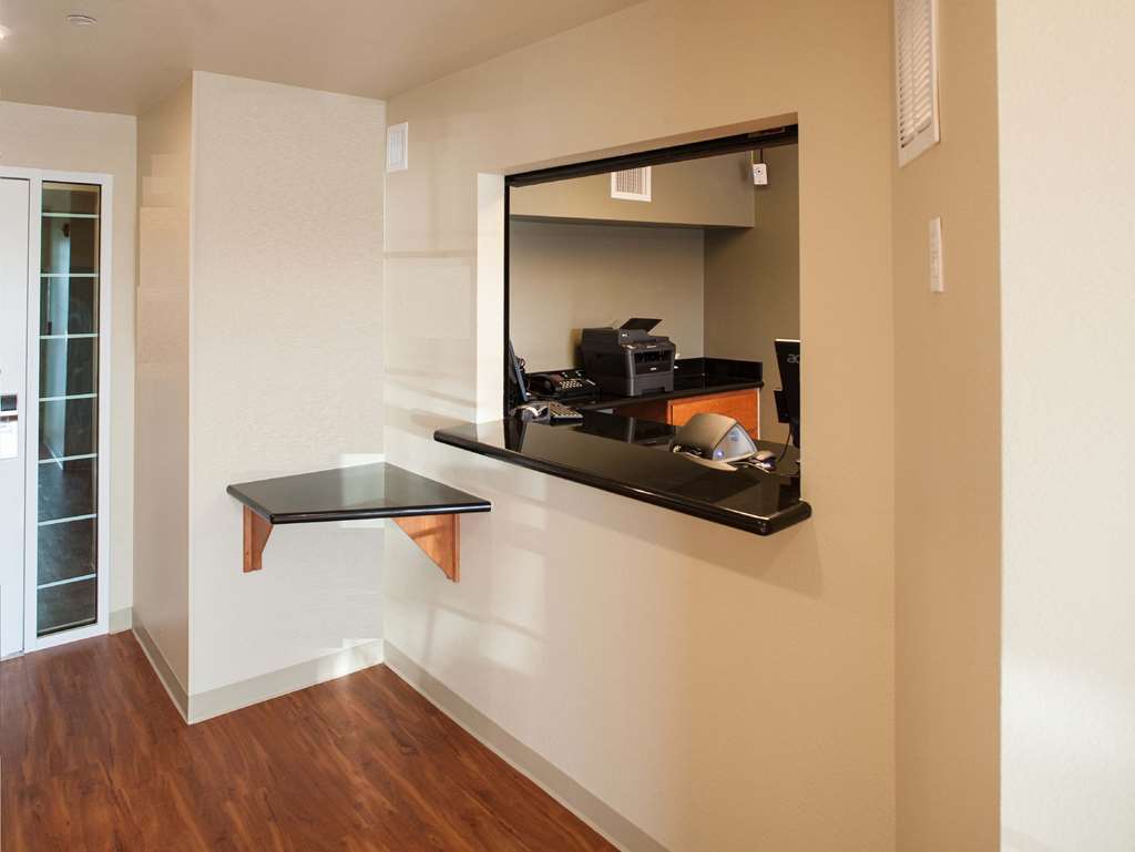 Woodspring Suites Des Moines Pleasant Hill 内观 照片